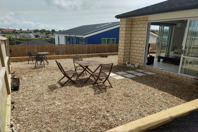 Photo of property in 16 Kiwa Crescent, Gulf Harbour, Whangaparaoa, 0930