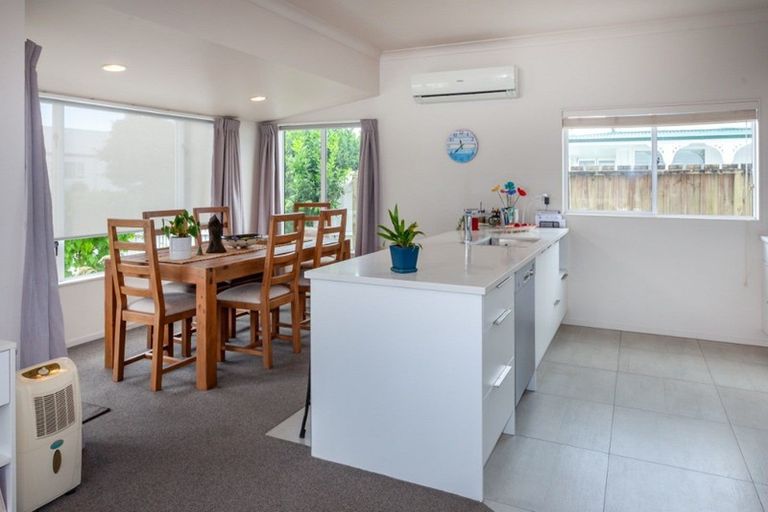 Photo of property in 200 Mayfair Avenue, Whangamata, 3620