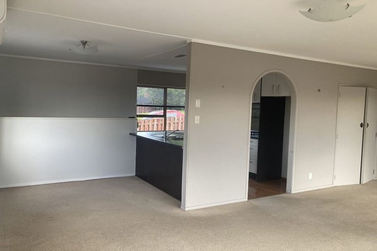 Photo of property in 83 Daffodil Street, Titirangi, Auckland, 0604