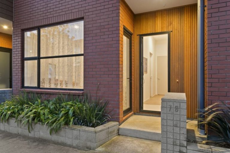 Photo of property in 78 Hobsonville Point Road, Hobsonville, Auckland, 0616