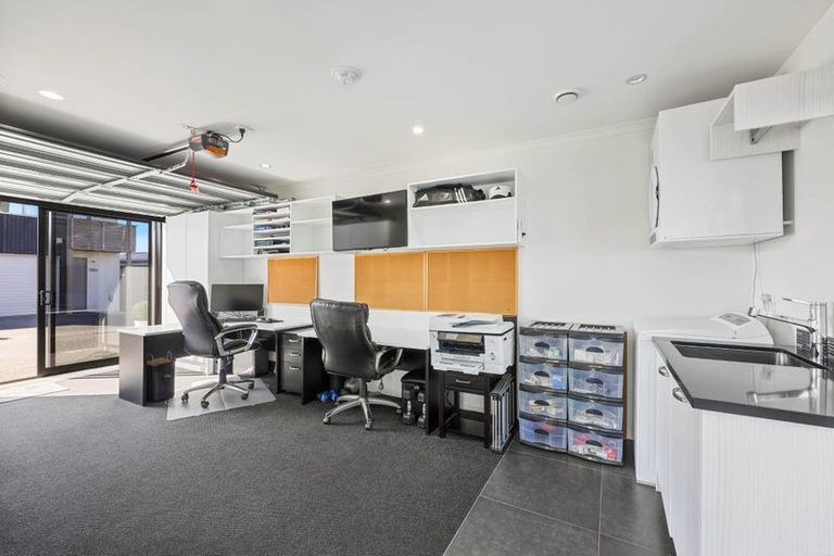 Photo of property in 17 Meteor Road, Hobsonville, Auckland, 0616