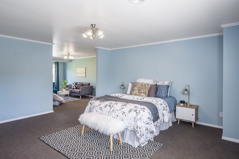 Photo of property in 18 The Avenue, Paraparaumu Beach, Paraparaumu, 5032