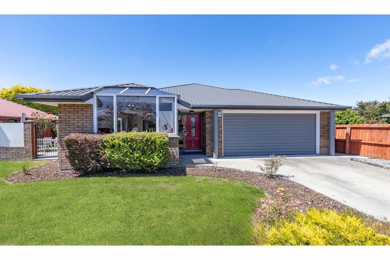 Photo of property in 12 Mathias Place, Kaiapoi, 7630