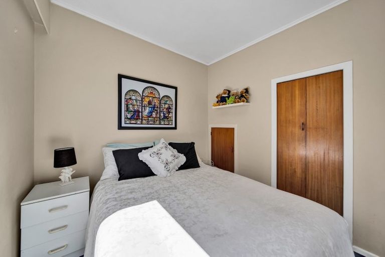 Photo of property in 67a Barrett Street, Westown, New Plymouth, 4310