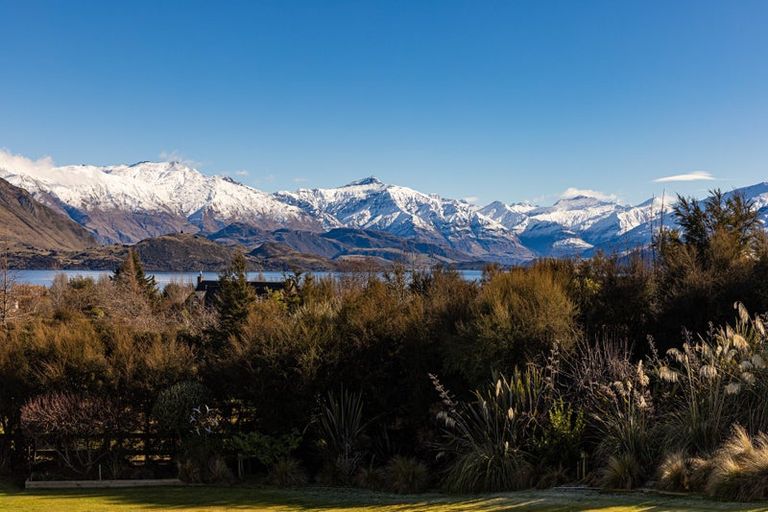 Photo of property in 98 Hunter Crescent, Wanaka, 9305