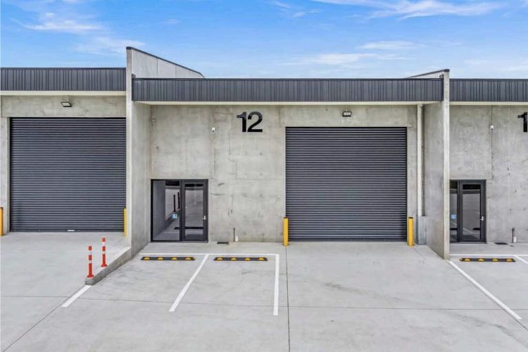 Photo of property in 74 Tukari Lane, Mangere Bridge, Auckland, 2022