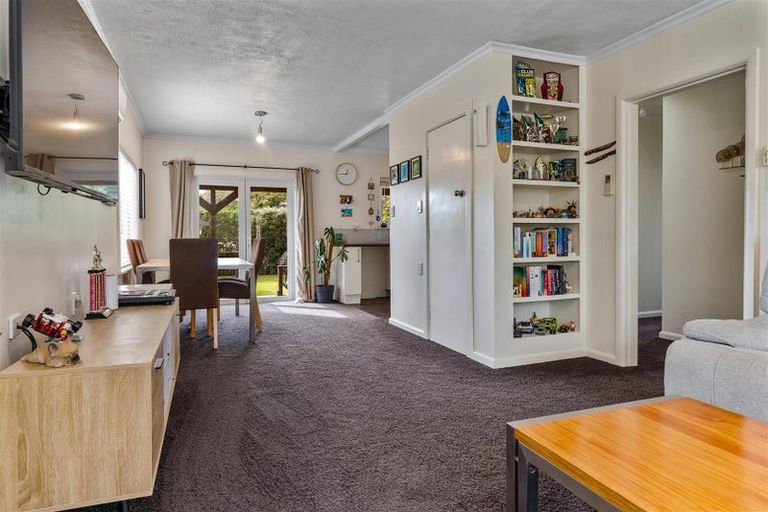 Photo of property in 17 Maitland Avenue, Stoke, Nelson, 7011