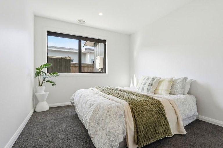 Photo of property in 71 Freedom Drive, Kelvin Grove, Palmerston North, 4414