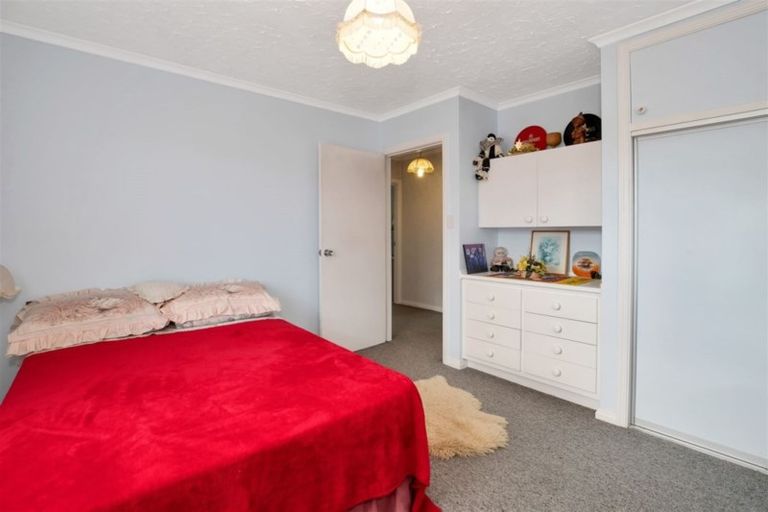 Photo of property in 18 Parkhouse Drive, Rangiora, 7400