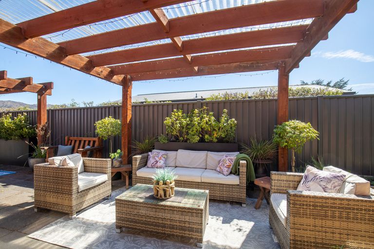 Photo of property in 23 Albert Drive, Clyde, 9330