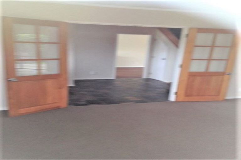 Photo of property in 6 Maywood Grove, Churton Park, Wellington, 6037