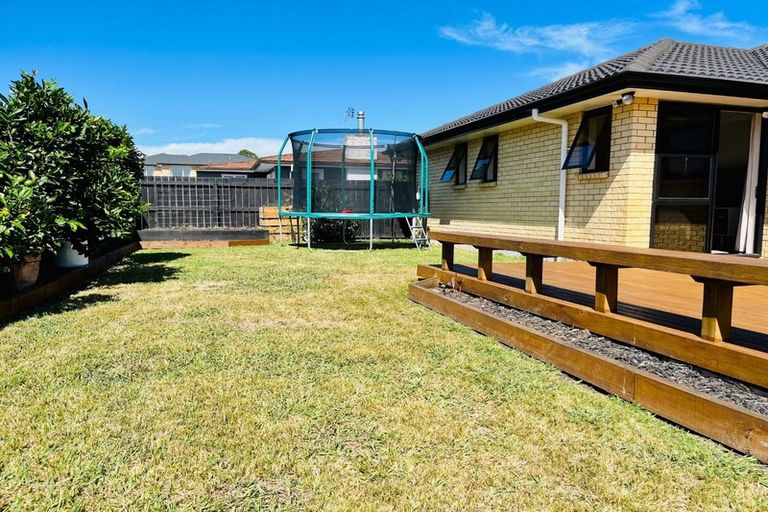 Photo of property in 32 Laurie Avenue, Papakura, 2110