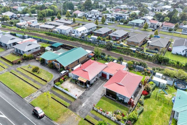 Photo of property in 84 Broadway, Stratford, 4332