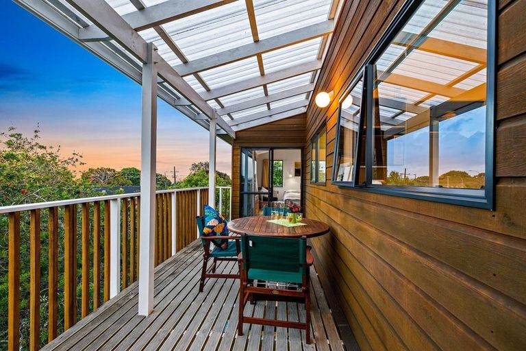 Photo of property in 233a Don Buck Road, Massey, Auckland, 0614