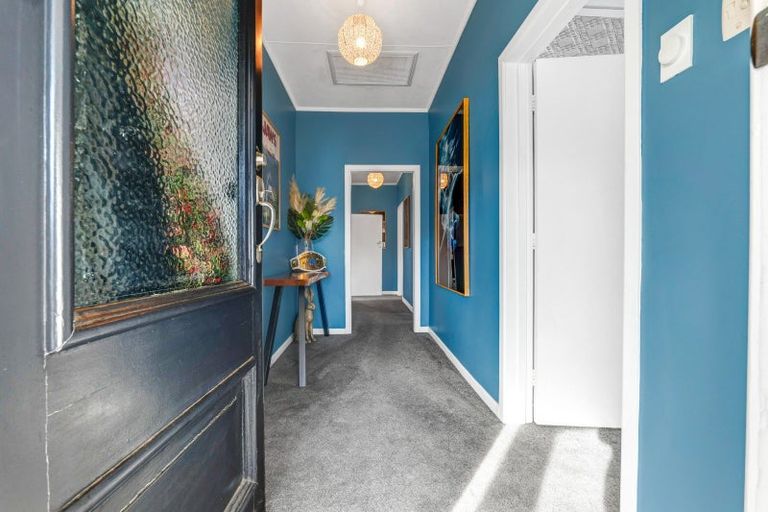 Photo of property in 19 Rosalind Street, Stratford, 4332