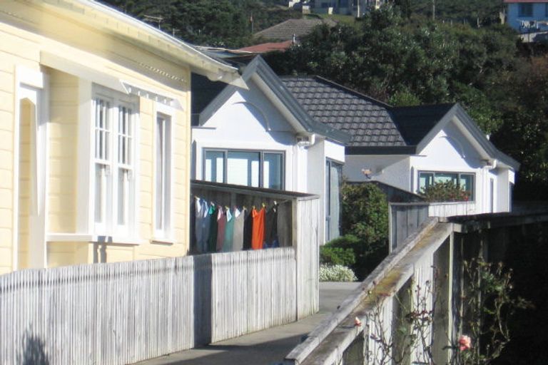 Photo of property in 42a Dr Taylor Terrace, Johnsonville, Wellington, 6037