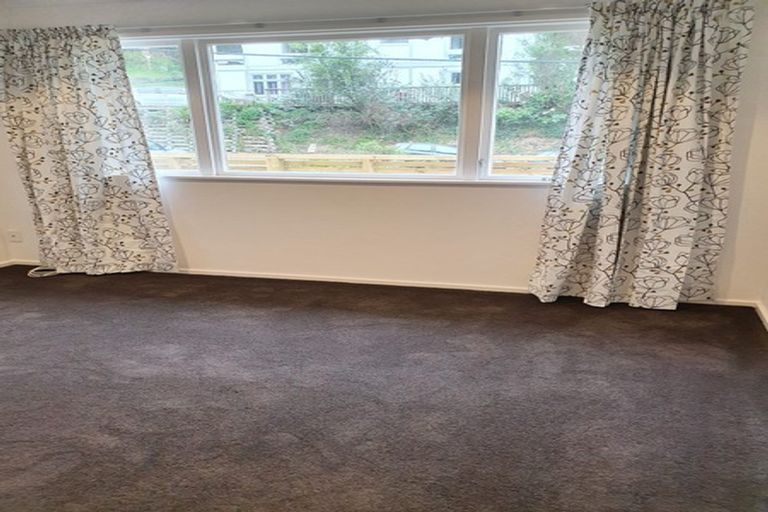 Photo of property in 1/46 Randwick Road, Northland, Wellington, 6012