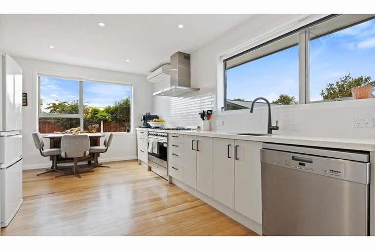 Photo of property in 4 Chevy Place, Hoon Hay, Christchurch, 8025