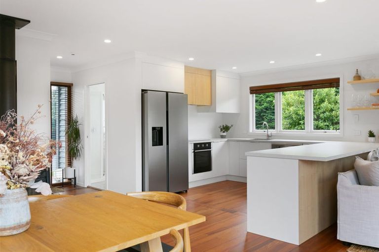 Photo of property in 50 Te Hatepe Avenue, Taupo, 3330