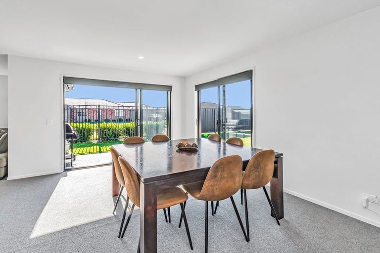 Photo of property in 197 Faringdon Boulevard, Rolleston, 7615