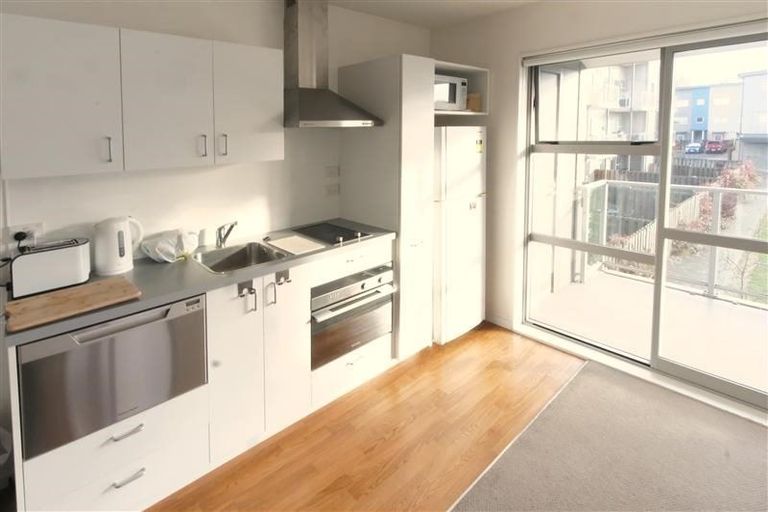 Photo of property in A10/101 Caledonian Road, St Albans, Christchurch, 8014