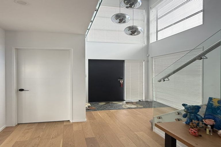 Photo of property in 14b Mackay Drive, Greenhithe, Auckland, 0632