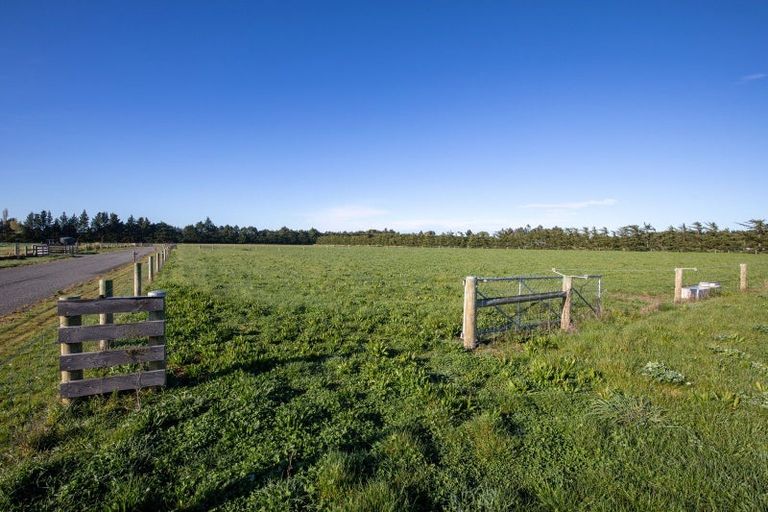 Photo of property in 1675b West Coast Road, Kirwee, 7671