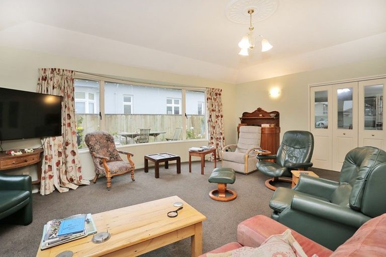 Photo of property in 115 Macmaster Street, Richmond, Invercargill, 9810