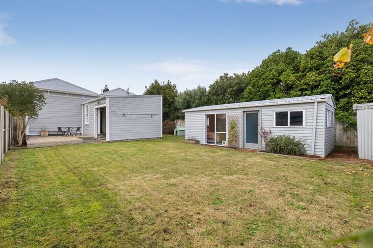 Photo of property in 38 Waldegrave Street, Palmerston North, 4410