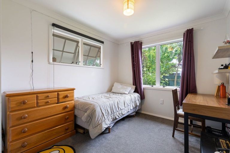 Photo of property in 6 Belgrave Place, Awapuni, Palmerston North, 4412