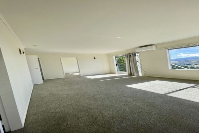 Photo of property in 2/236 Helston Road, Paparangi, Wellington, 6037
