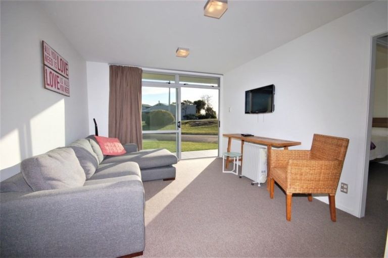 Photo of property in 1-25/300 Lake Terrace, Two Mile Bay, Taupo, 3330
