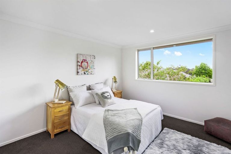 Photo of property in 42 Castellina Drive, Karaka, Papakura, 2113