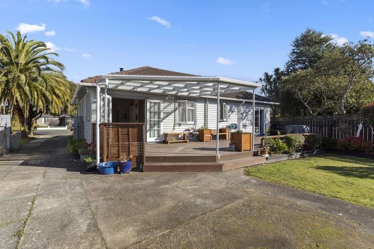 Photo of property in 16 Gibbs Crescent, Wainuiomata, Lower Hutt, 5014