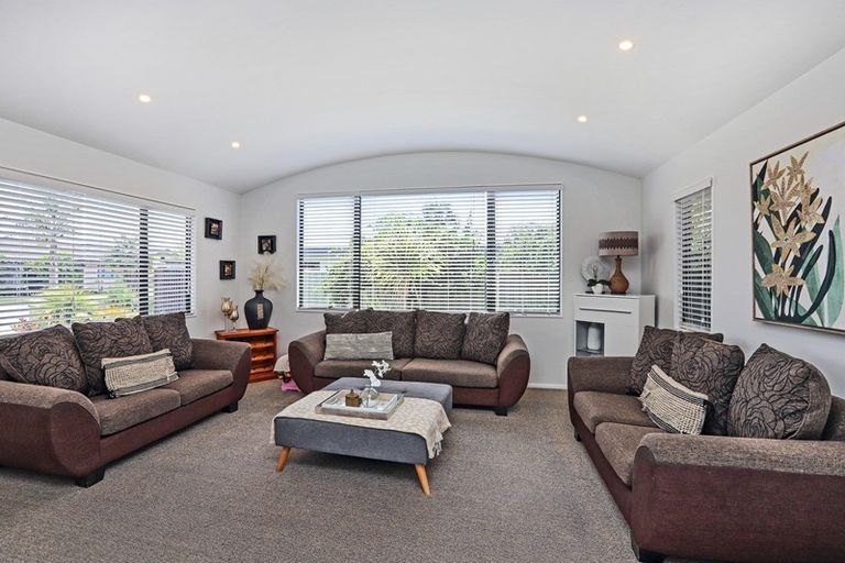 Photo of property in 24 Chelsea Drive, Taradale, Napier, 4112