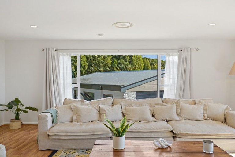 Photo of property in 1 Takahe Drive, Cashmere, Christchurch, 8022