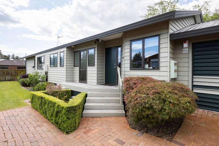 Photo of property in 8 Rimmington Drive, Hamilton Lake, Hamilton, 3204