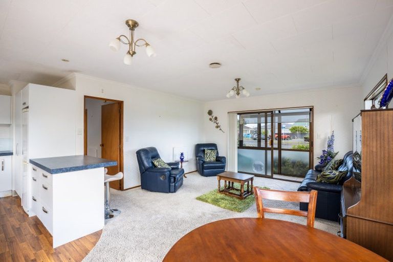 Photo of property in 11 Tukapa Street, Westown, New Plymouth, 4310