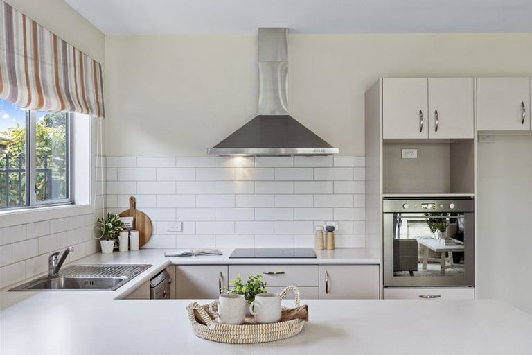 Photo of property in 8 Short Street, Waltham, Christchurch, 8011