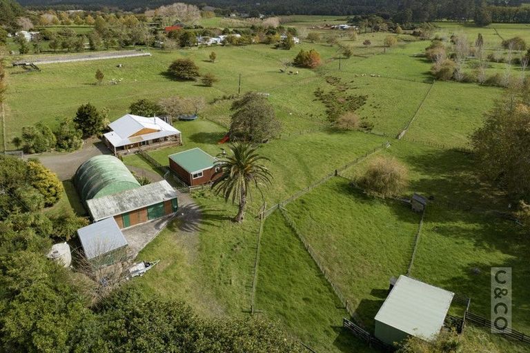 Photo of property in 293 Ararimu Valley Road, Helensville, Waimauku, 0882