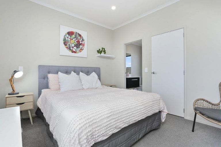 Photo of property in 241 Hobsonville Point Road, Hobsonville, Auckland, 0616