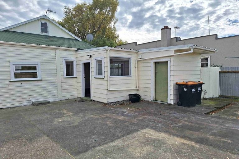 Photo of property in 12 Joseph Street, West End, Palmerston North, 4412