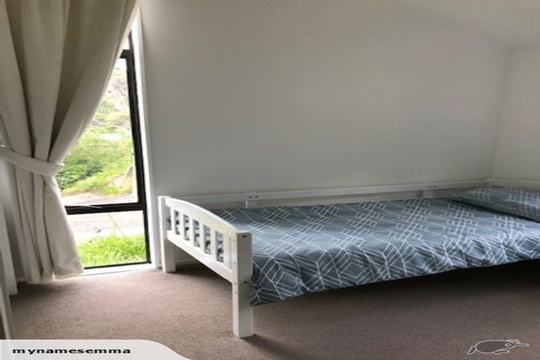 Photo of property in 91 Domain Crescent, Muriwai, Waimauku, 0881