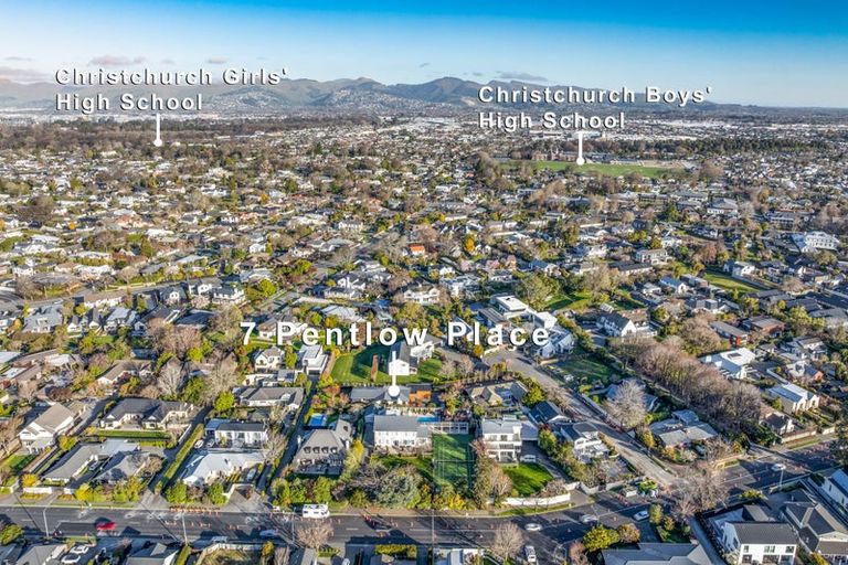 Photo of property in 7 Pentlow Place, Fendalton, Christchurch, 8052