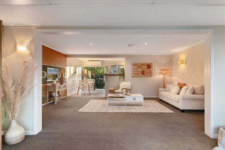 Photo of property in 2/28 Seaspray Drive, Mount Maunganui, 3116