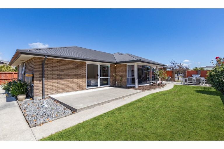 Photo of property in 12 Mathias Place, Kaiapoi, 7630