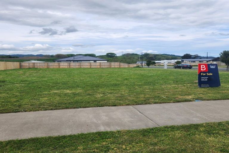 Photo of property in 27 Allan Avenue, Lytton West, 4071