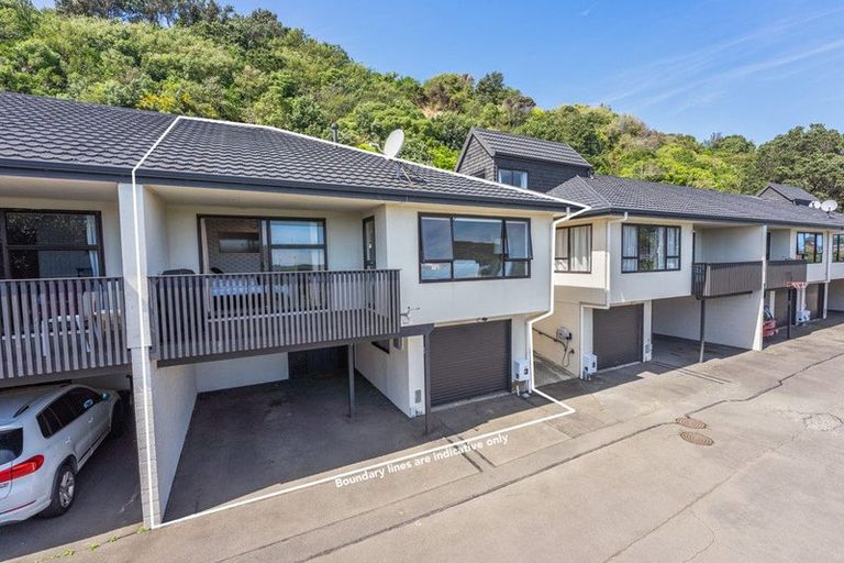 Photo of property in 4/24 Acheron Road, Paremata, Porirua, 5026