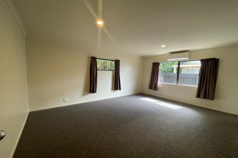 Photo of property in 338a Glengarry Road, Glen Eden, Auckland, 0602