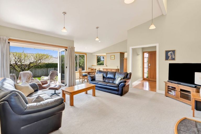 Photo of property in 117 Meadowstone Drive, Wanaka, 9305